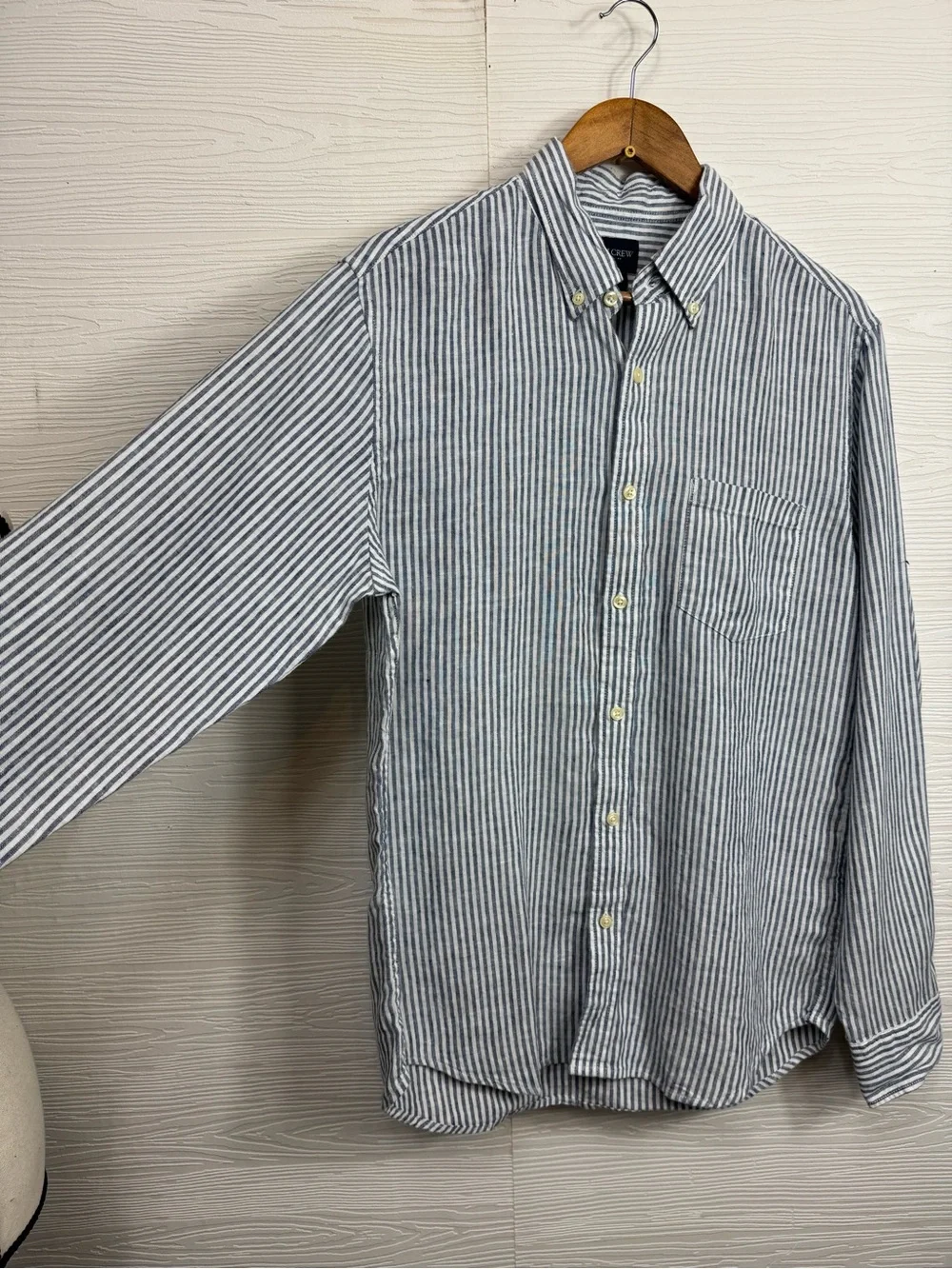 J. Crew Men's Navy and White Vertical Stripe Button-Down Shirt Slim Fit Linen